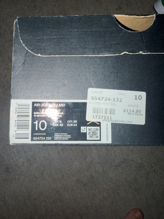 Nike Jordan Mid-Top Sneakers in Aqua, Black & White main image 5